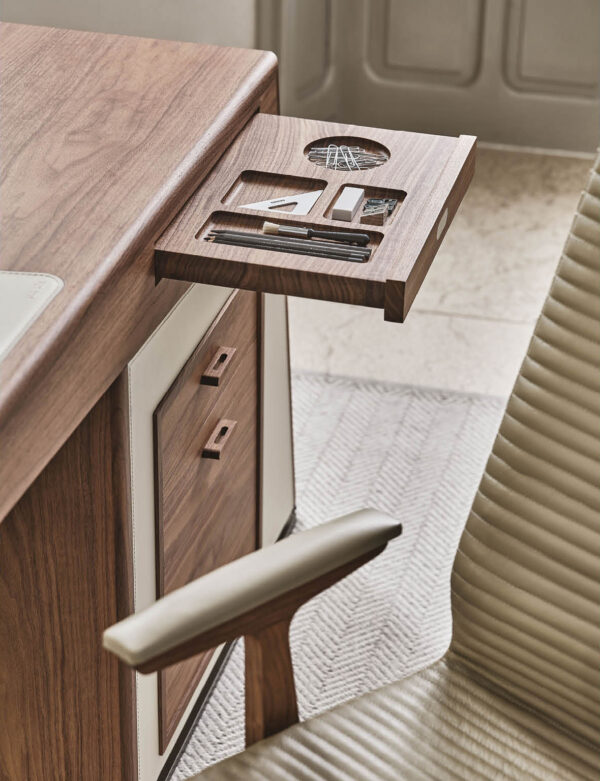 Итальянский стол MIDÍ 3