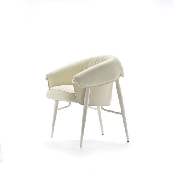 Итальянское кресло MONTGOMERY P 5