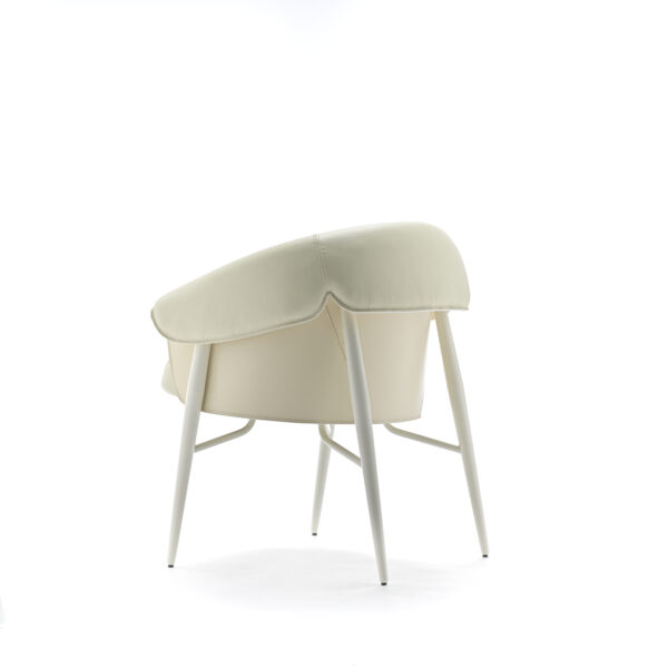 Итальянское кресло MONTGOMERY P 6