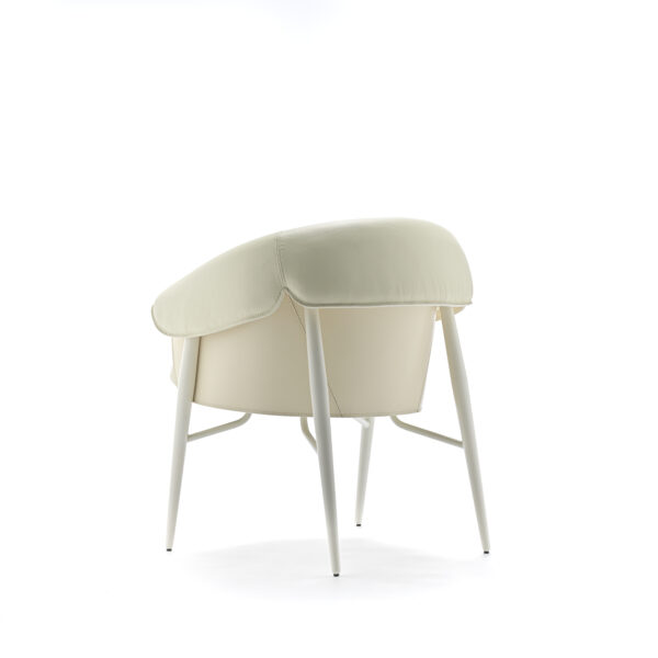 Итальянское кресло MONTGOMERY P 7