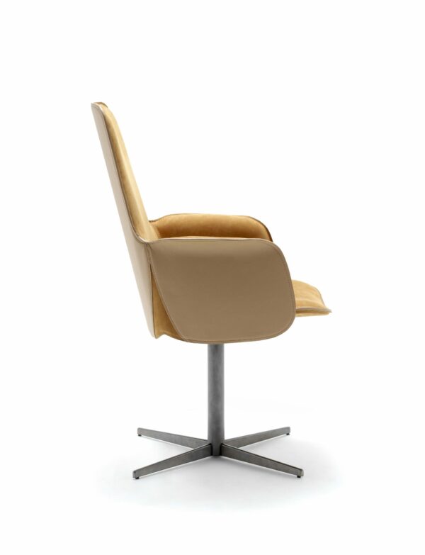 Итальянское кресло ELECTA TALL BC 4