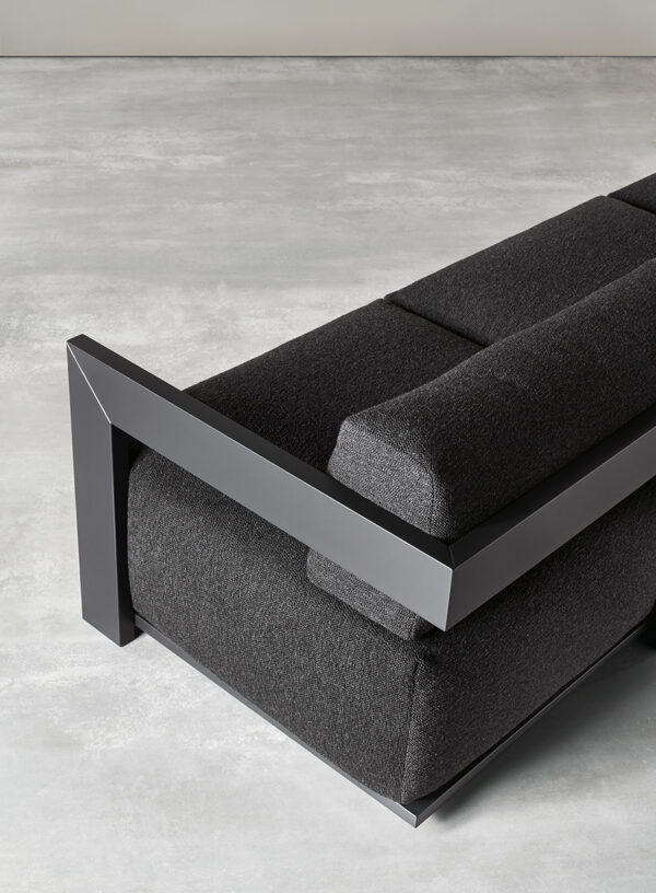 Итальянский диван CLAUD 7