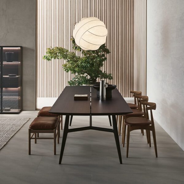 Итальянский стол Francis от Rimadesio