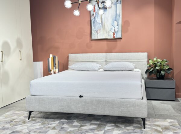 Итальянская двуспальная кровать CHOP с подъемным механизмом под матрас 180*200 в наличии