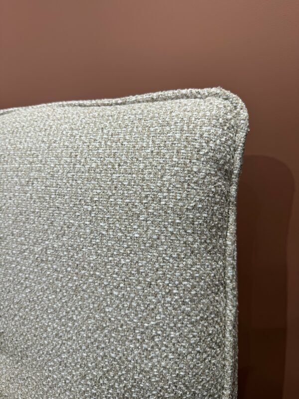 Итальянская двуспальная кровать CUT с подъемным механизмом под матрас 180*200 в наличии