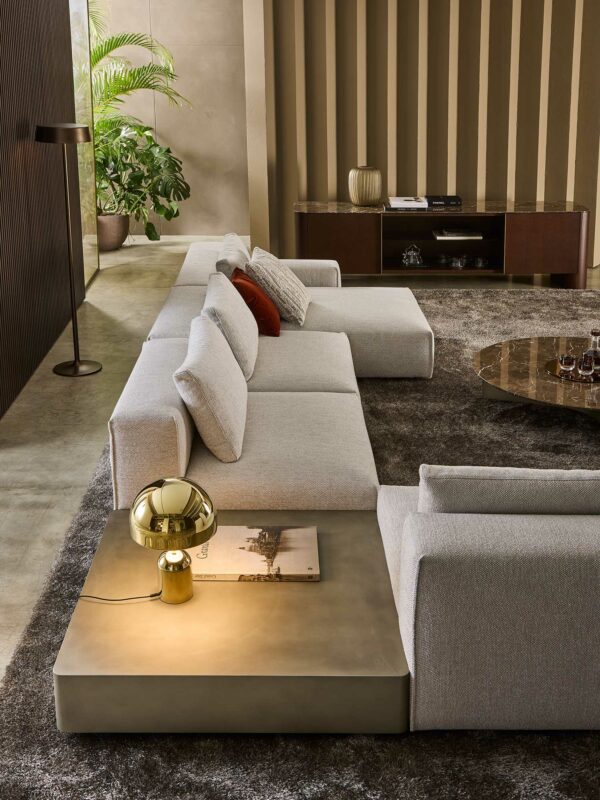 Итальянский диван Yann 10