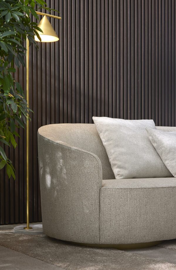 Итальянское кресло Moon от Giulio Marelli