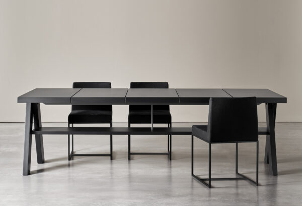 Итальянский стол JOI от Meridiani