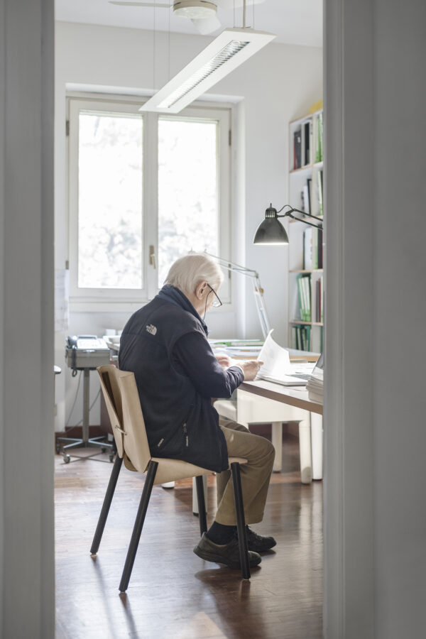 Итальянский стул 1085 Edition 12