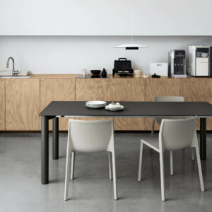 Итальянский стол Bodoni 6