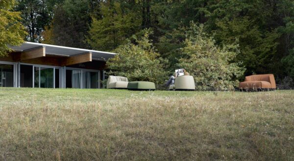 Итальянское кресло Brioni 47