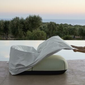 Итальянское кресло Brioni 50