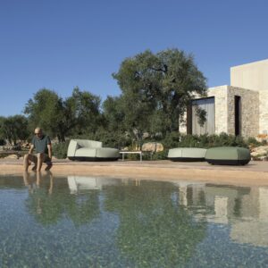 Итальянское кресло Brioni 51