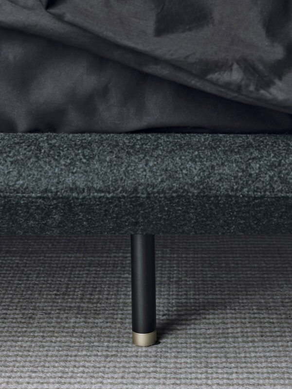 Итальянская кровать Clapis 11