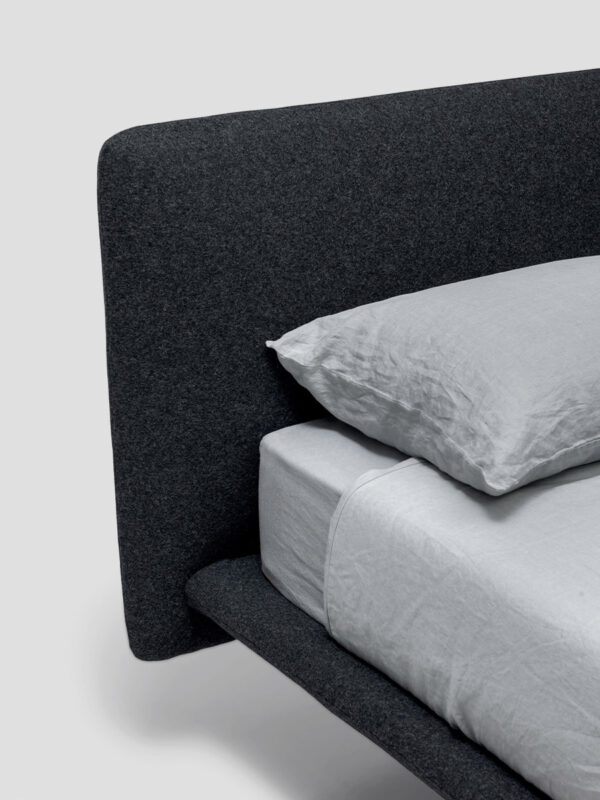 Итальянская кровать Clapis 14