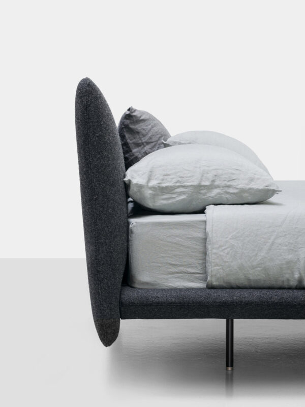 Итальянская кровать Clapis 15