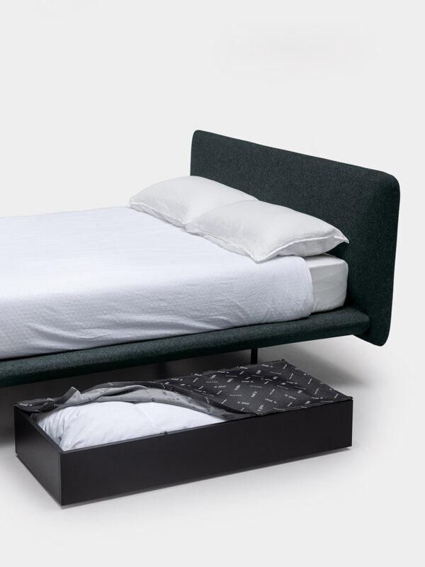 Итальянская кровать Clapis 19