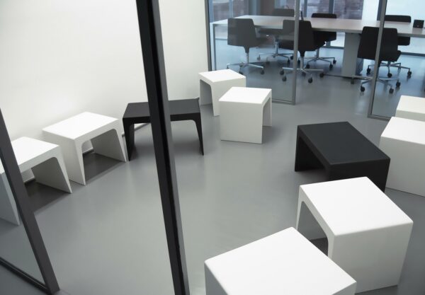 Итальянский столик CU 7