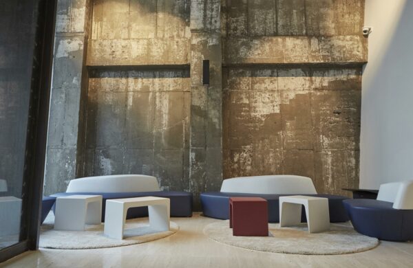 Итальянский столик CU 4