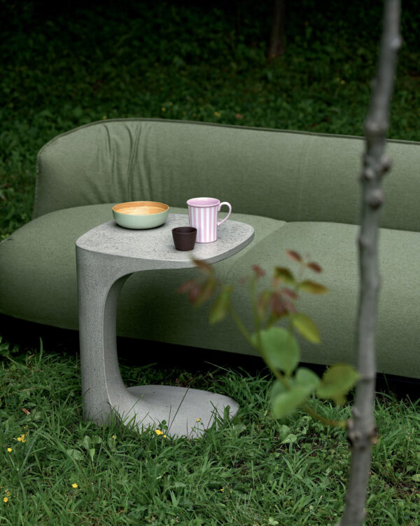 Итальянский столик Font 11