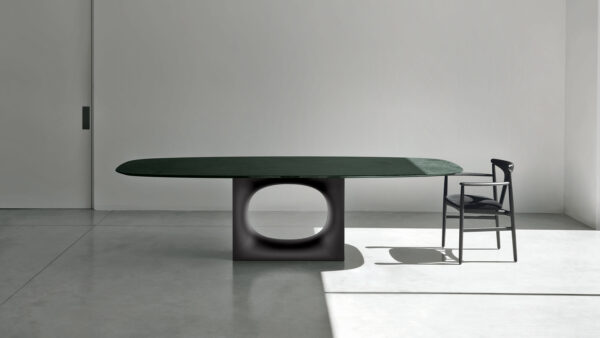 Итальянский стол Holo 8