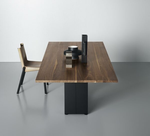 Итальянский стол Holo 13