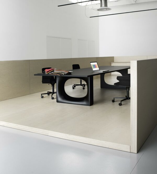 Итальянский стол Holo 14