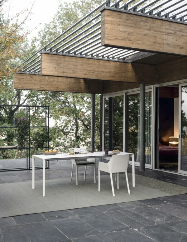 Итальянский стол Maki slatted 16