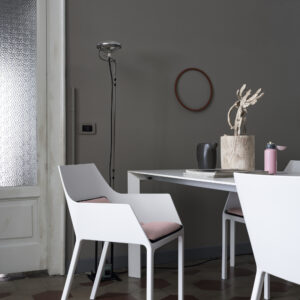 Итальянское кресло Mem 8