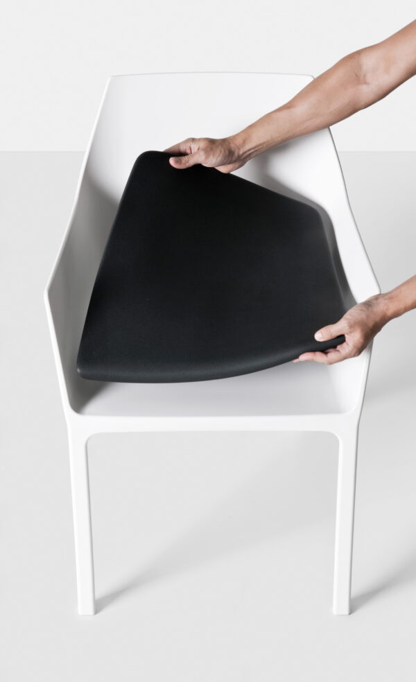 Итальянское кресло Mem 3