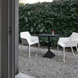 Итальянское кресло Mem 11