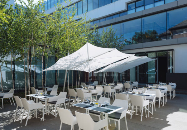 Итальянское кресло Mem от KRISTALIA