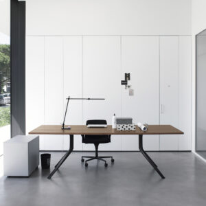 Итальянский стол Oops 3