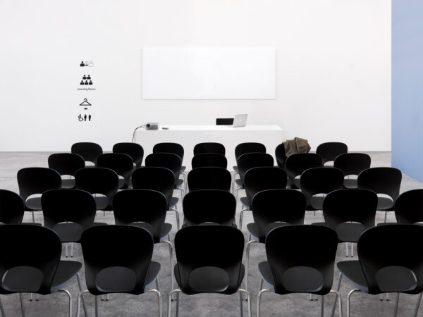 Итальянский стул Pikaia от KRISTALIA