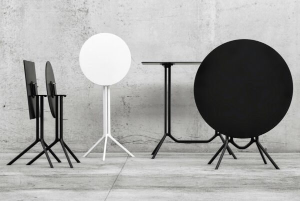 Итальянский столик Poule 2