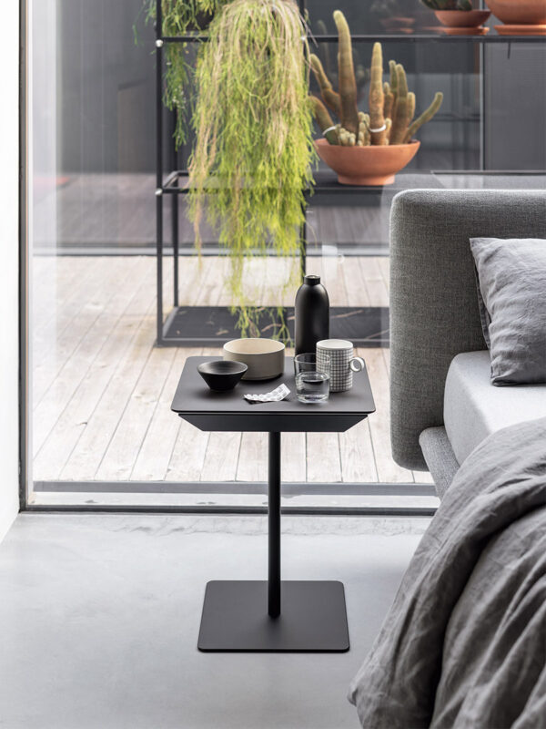 Итальянский столик Tag 2