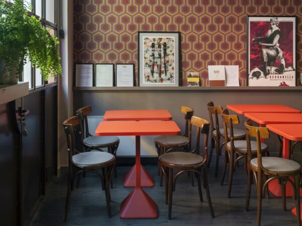 Итальянский столик TNP 2