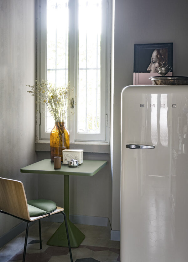 Итальянский столик TNP 7