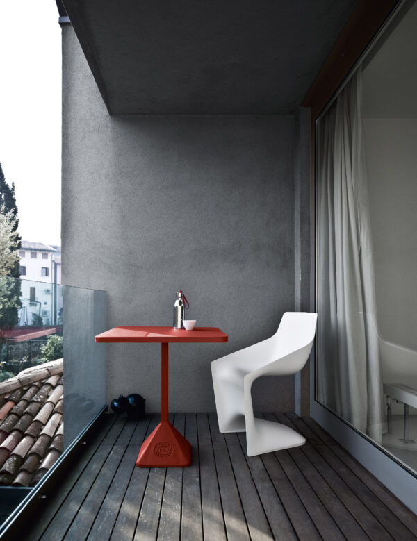 Итальянский столик TNP от KRISTALIA