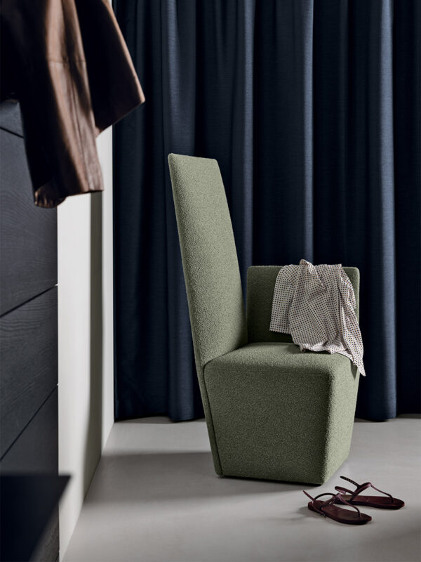 Итальянское кресло Valet 7