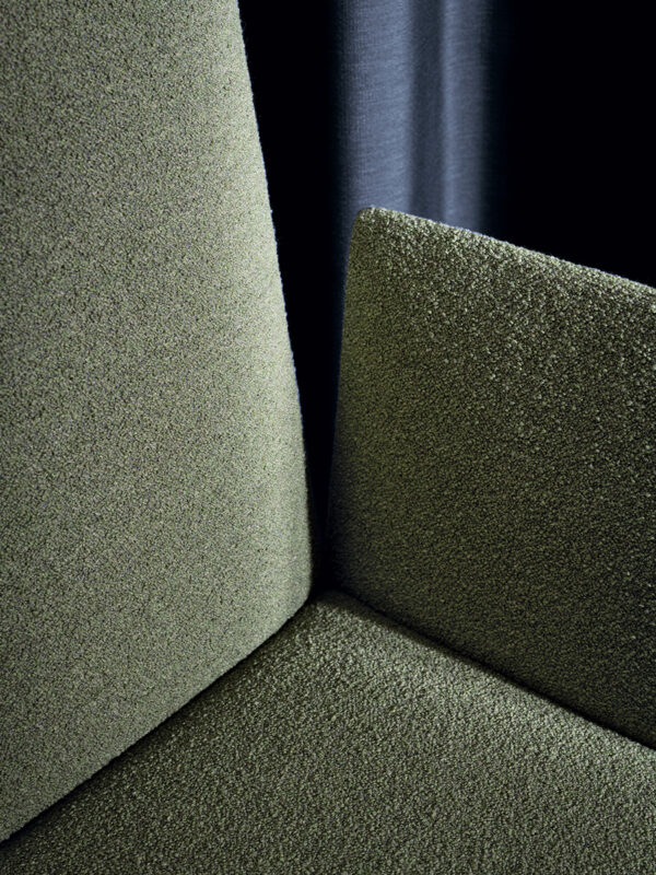 Итальянское кресло Valet от KRISTALIA