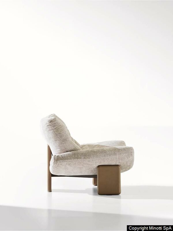 Итальянское кресло Emmi от MINOTTI