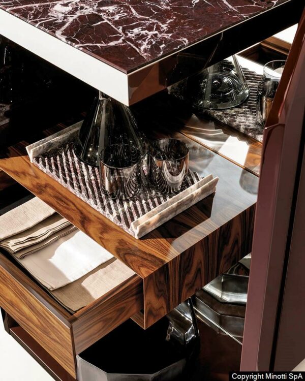 Итальянский комод Jason от MINOTTI