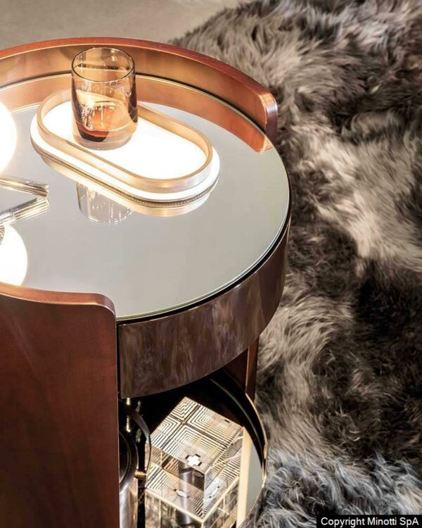 Итальянский столик Journey от MINOTTI