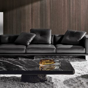 Итальянский столик Brady от MINOTTI