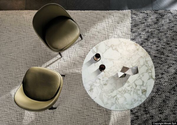 Итальянский столик Doyle от MINOTTI