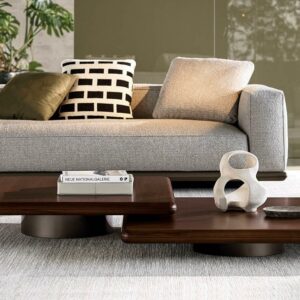 Итальянский столик Horizonte от MINOTTI