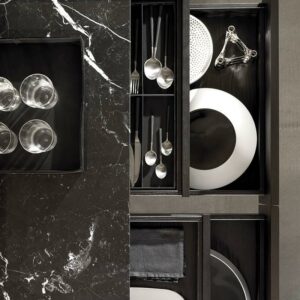 Итальянский комод Kenneth от MINOTTI