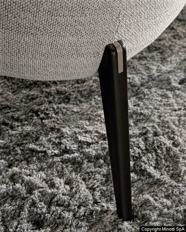 Итальянское кресло Lido от MINOTTI