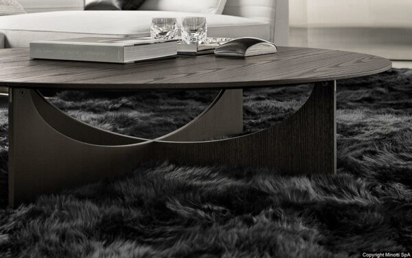 Итальянский столик Lido от MINOTTI